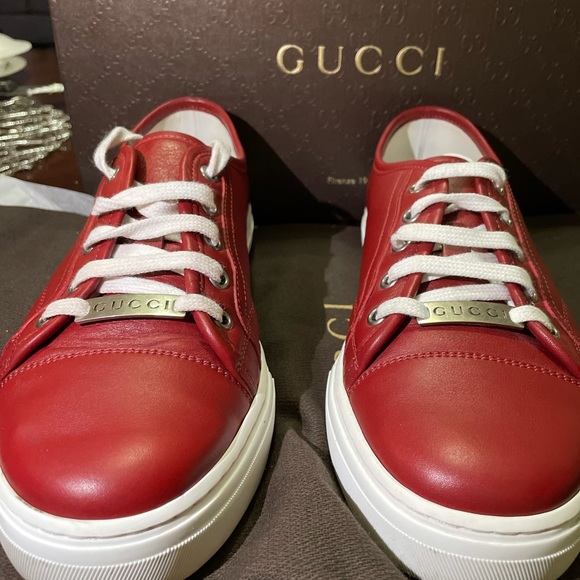 Perfect condition, only worn twice - Picture 2 of 5